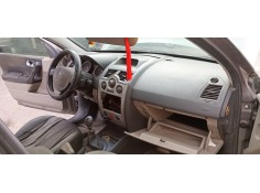 renault megane ii classic berlina del año 2003