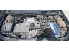 opel astra g berlina del año 2000