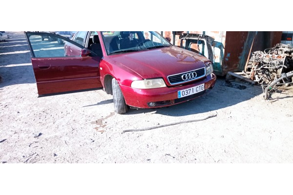 audi a4 berlina (b5) del año 2000
