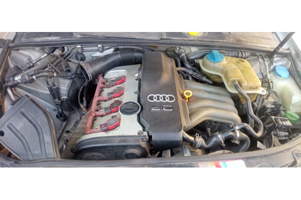 audi a4 berlina (8e) del año 2001