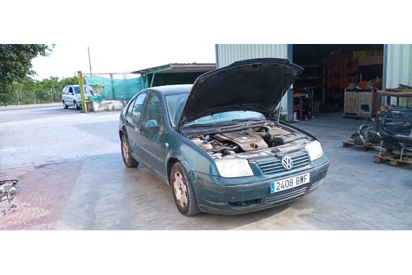 volkswagen bora berlina (1j2) del año 1998