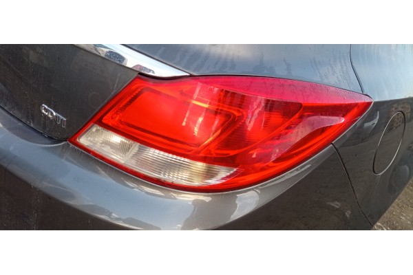 Recambio de piloto trasero derecho para opel insignia berlina 2.0 16v cdti referencia OEM IAM   