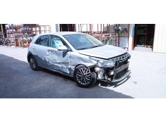 kia rio (yb) del año 2018