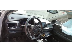 kia rio (yb) del año 2018