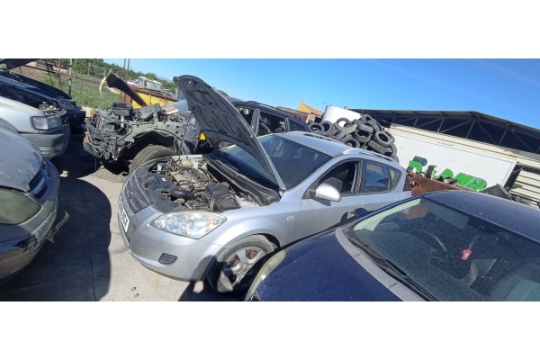 kia cee´d sporty wagon del año 2007