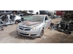 opel vectra c berlina del año 2004