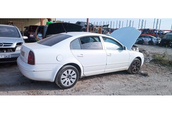 skoda superb (3u4) del año 2004