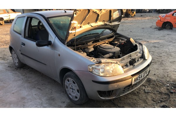 fiat punto berlina (188) del año 2003