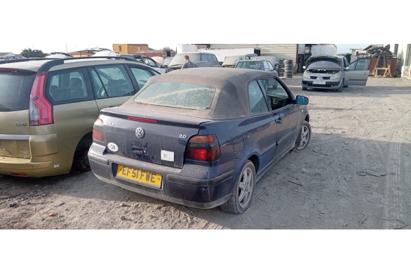 volkswagen golf iii cabrio (1e7) del año 2001