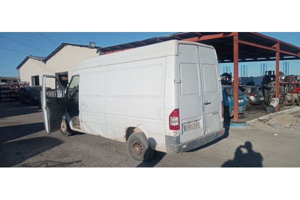 mercedes-benz sprinter 02.00  caja cerrada, techo elevado del año 1999