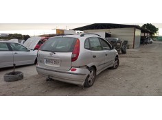 nissan almera tino (v10m) del año 2000