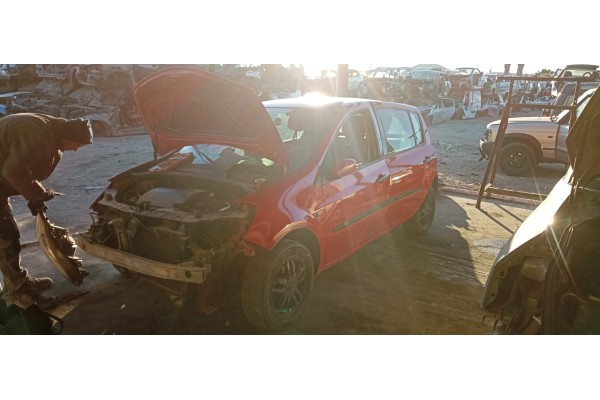 renault clio iii del año 2008