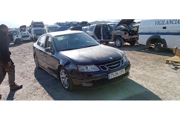saab 9-3 berlina del año 2005