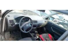 volkswagen golf iv berlina (1j1) del año 2001