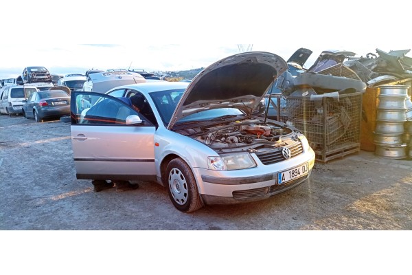 volkswagen passat berlina (3b2) del año 2000