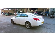 opel insignia berlina del año 2011