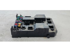 Recambio de caja reles / fusibles para peugeot 307 (s1) xs referencia OEM IAM 9651196780A  