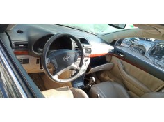 toyota avensis berlina (t25) del año 2007