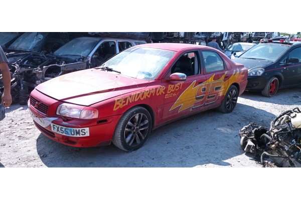 volvo s80 berlina del año 2001