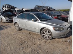 volvo s40 berlina del año 2005