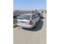 mercedes-benz clase c (w203) berlina del año 2004