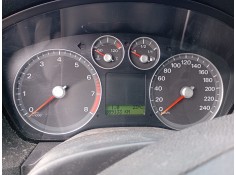 ford focus berlina (cap) del año 2006