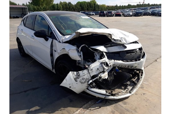 opel astra k lim. 5türig del año 2015