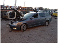 skoda octavia combi (1z5) del año 2010