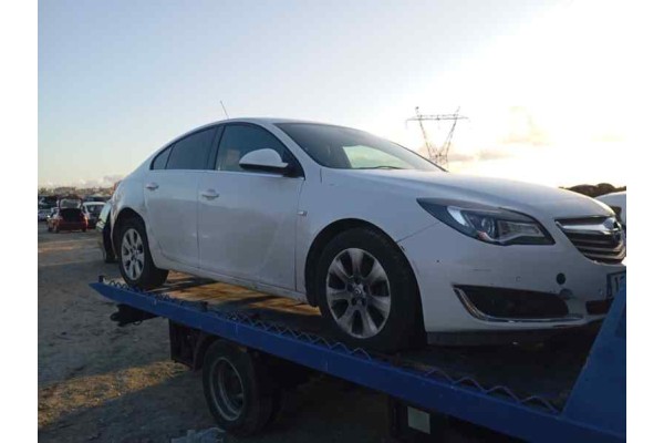 opel insignia berlina del año 2016