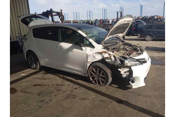 toyota verso del año 2014