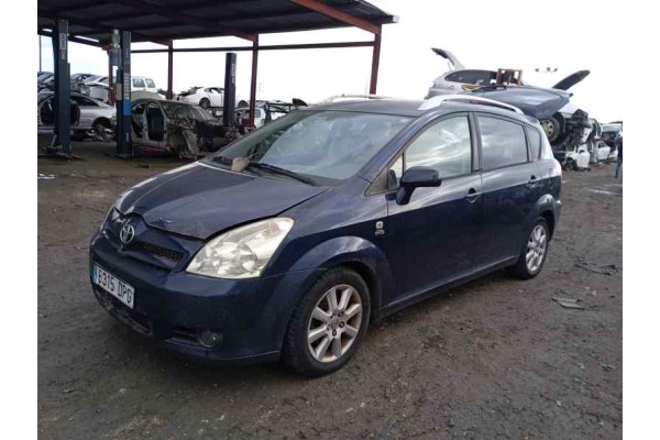 toyota corolla verso (e12) del año 2004