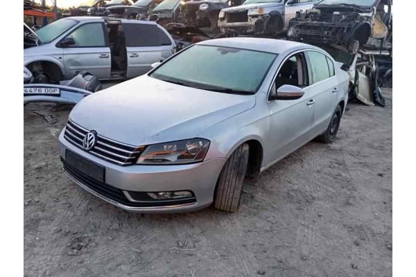 volkswagen passat lim. (362) del año 2012