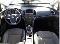 opel astra j sports tourer del año 2015