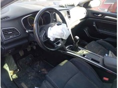 renault megane iv berlina 5p del año 2019