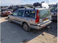 volvo v70 familiar del año 2005