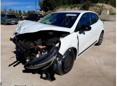 renault clio v del año 2023