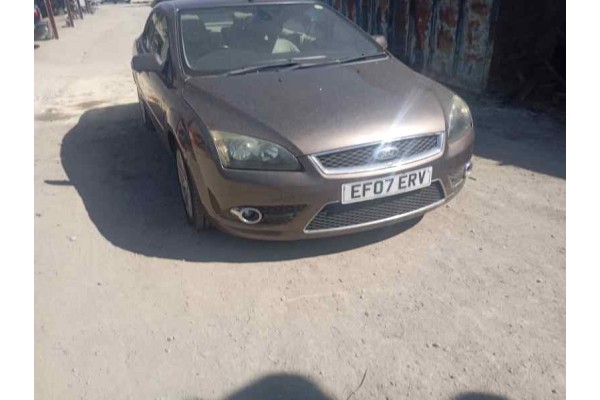 ford focus cabrio (ca5) del año 2010