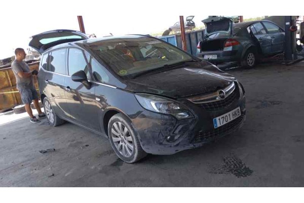 opel zafira tourer del año 2012