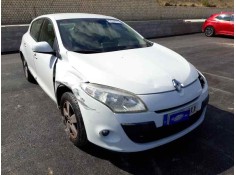 renault megane iii berlina 5 p del año 2013