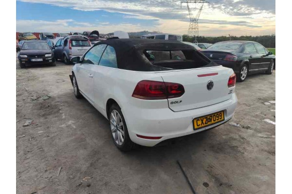 volkswagen golf vi cabriolet (517) del año 2010