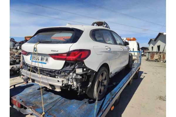 bmw serie 1 lim. (f40) del año 2023