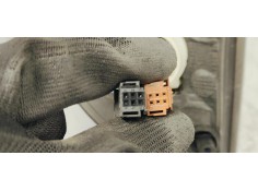 Recambio de retrovisor derecho para peugeot partner kombi 1.6 hdi 90 fap referencia OEM IAM   