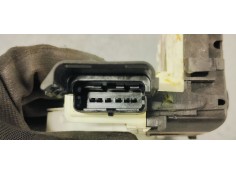 Recambio de cerradura puerta trasera izquierda para citroen berlingo station wagon xtr referencia OEM IAM 828420  