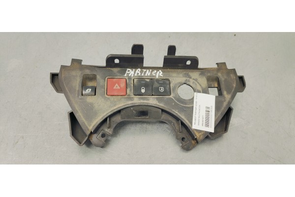 Recambio de mando multifuncion para peugeot partner kombi 1.6 hdi 90 fap referencia OEM IAM 9680931977  