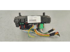 Recambio de caja reles / fusibles para citroen c3 1.4 referencia OEM IAM 9643498880  