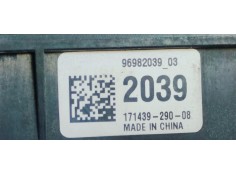 Recambio de caja reles / fusibles para chevrolet cruze 1.6 i 113 referencia OEM IAM 13255300  