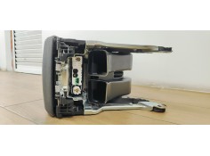 Recambio de apoyabrazos central para jaguar f-pace 2.0 diesel cat referencia OEM IAM 610582  