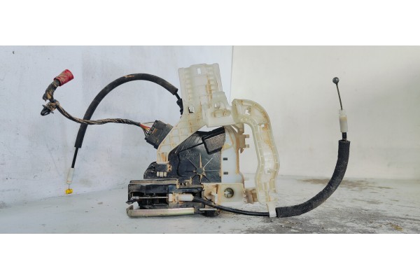 Recambio de cerradura puerta delantera izquierda para kia carens ( ) 1.7crdi 116 fap referencia OEM IAM 81310A4010  