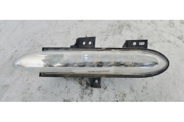 Recambio de faro antiniebla izquierdo para renault scenic iii 1.6dci 130 fap referencia OEM IAM 266055004R  