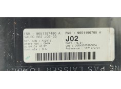 Recambio de caja reles / fusibles para peugeot 307 (s1) xs referencia OEM IAM 9651196780A  